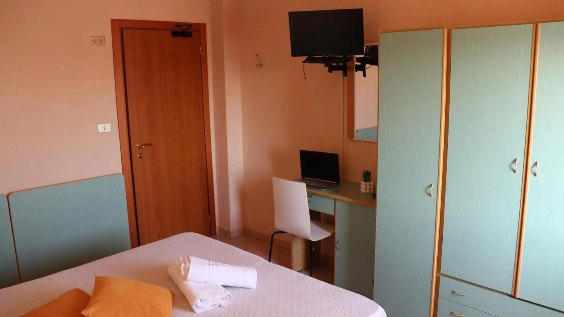 Hotel Barca D'Oro Bellaria-Igea Marina 3*,  Itálie